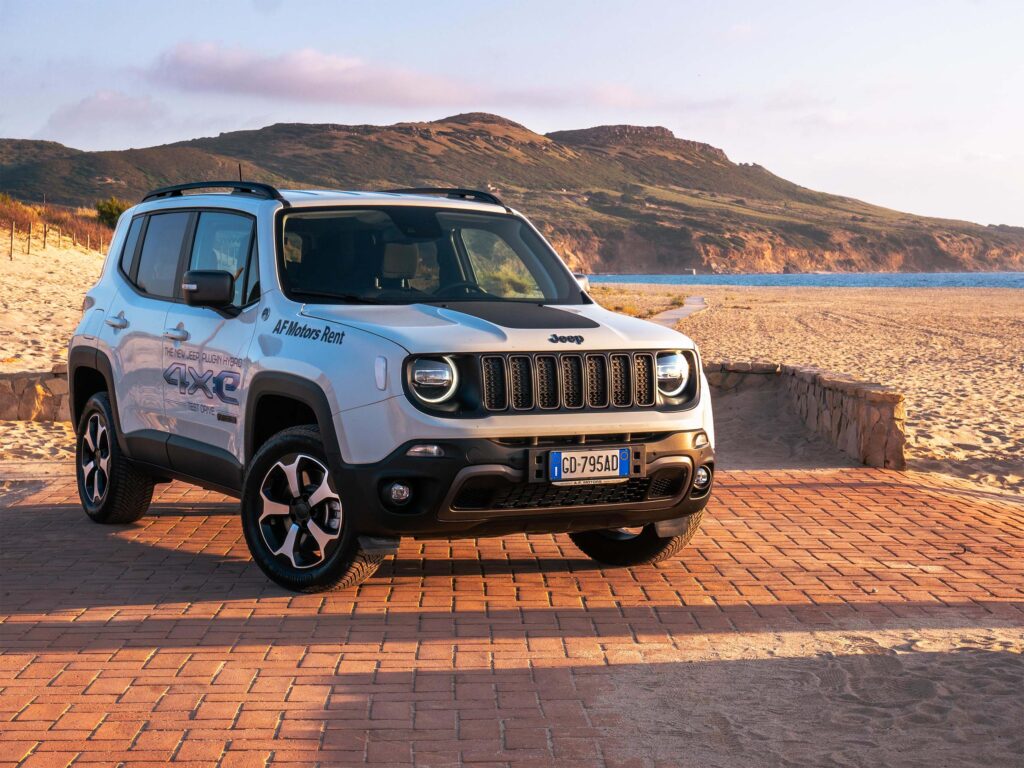 jeep renegade di af motors rent a nebida in sardegna. raggiungibile da cagliari e da af motors